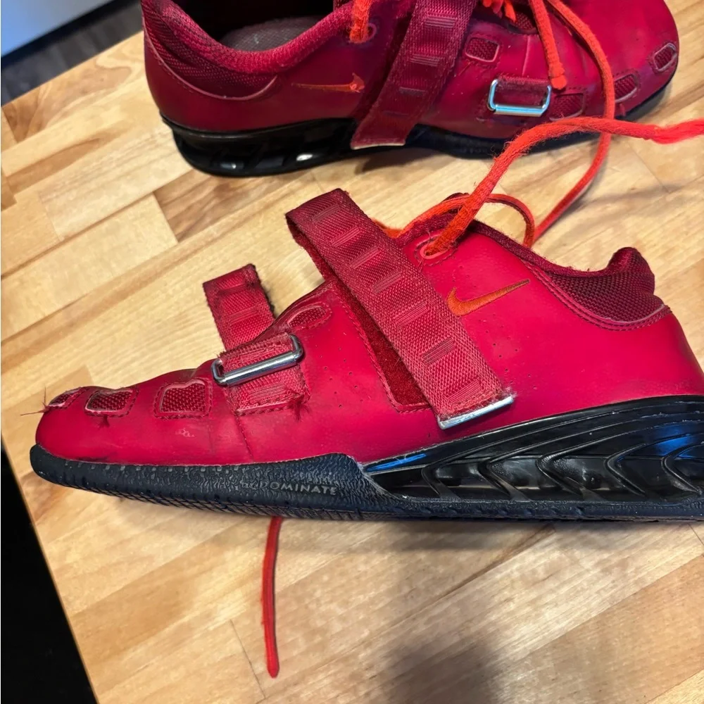 Nike Romaleos 2 Red weightlifting shoes - Picture 4 of 16